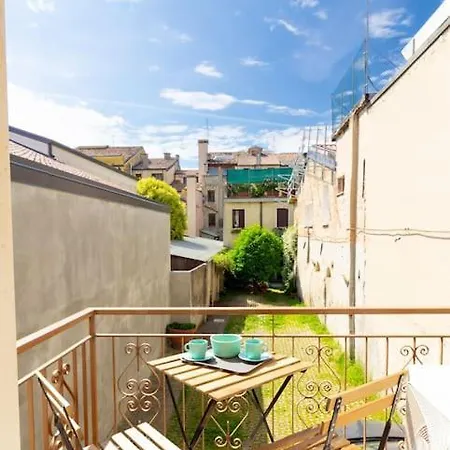 Appartamento Modern Della Valle X2